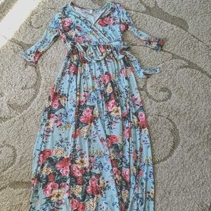 Maternity blue floral maxi